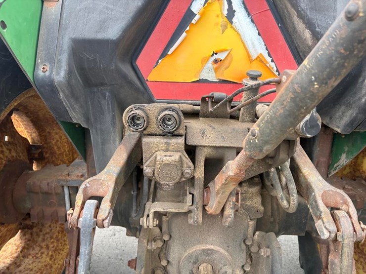 1998-john-deere-5310-image-12