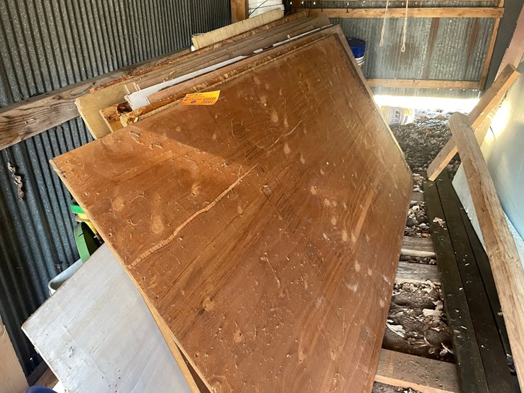 #1892-•-sheets-of-plywood-and-usb-and-5-gallon-buckets-image-1