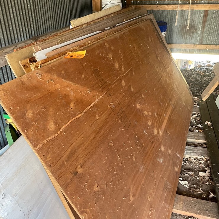 #1892 • Sheets of Plywood and USB and 5-Gallon Buckets