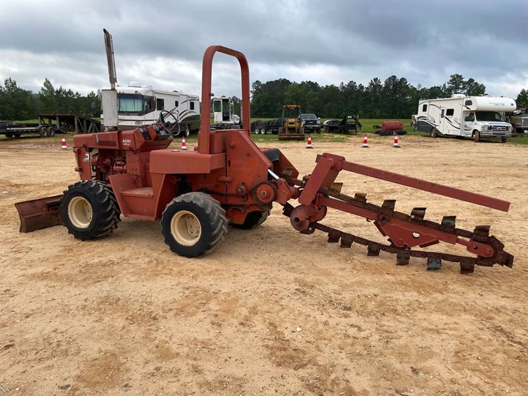 ditch-witch-4010dd-image-2