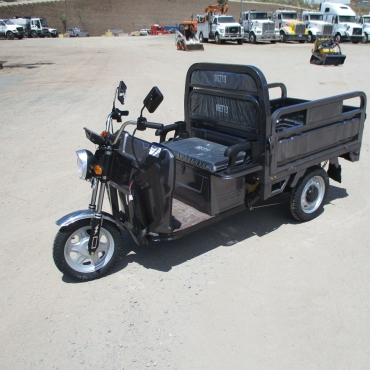 2026 IR IRET13 Mini-3-Wheel Tricycle,