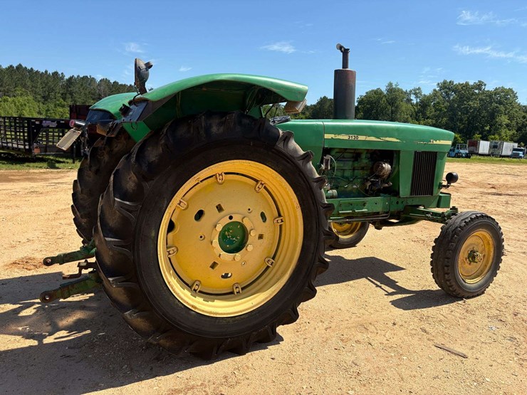 john-deere-3130-image-3