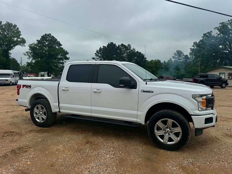 2019-ford-f150-image-9
