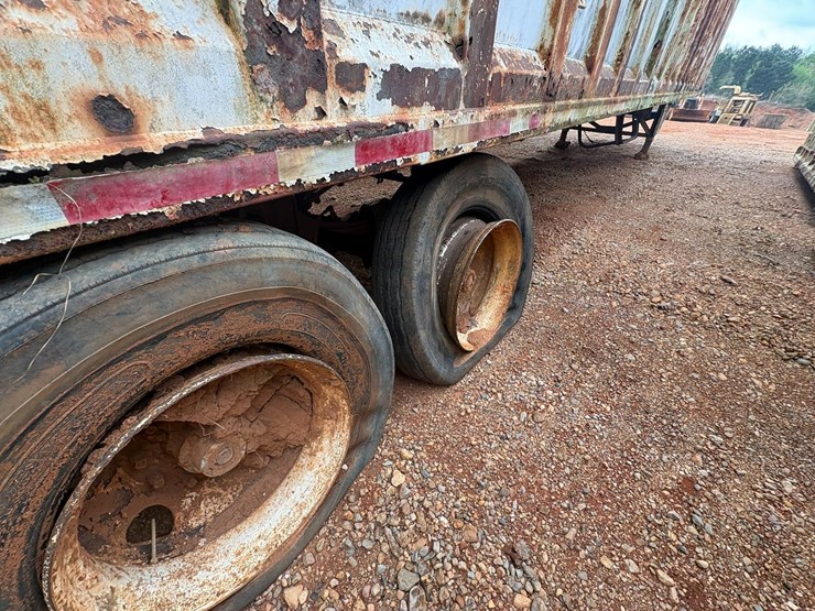 #41746-•-gilbreath-48'-steel-chip-trailer-vin:-1g9w045231b157743-image-6