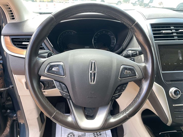 2019-lincoln-mkc-4-door-mpv-(105,085-miles)-image-12