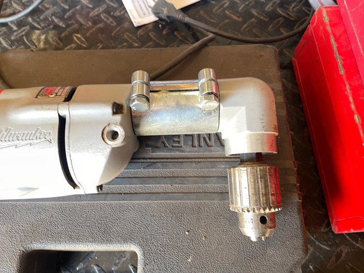 #1836-•-milwaukee-heavy-duty-right-angle-drill-image-9