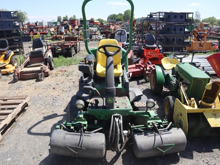 john-deere-2500b-image-3