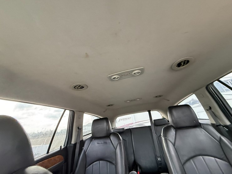 2012-buick-enclave-image-32