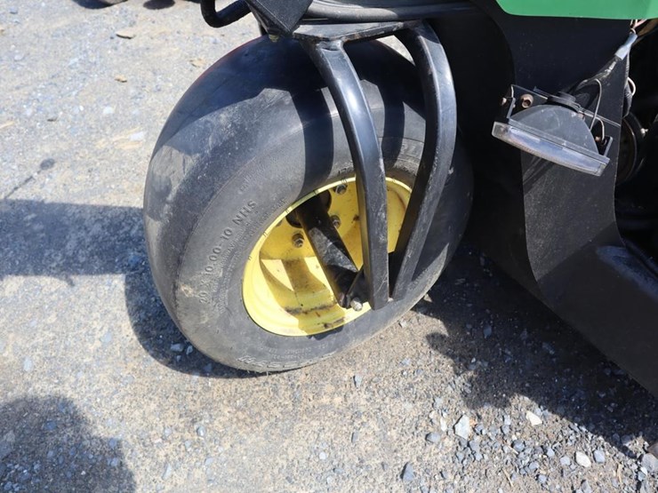 john-deere-800-image-9