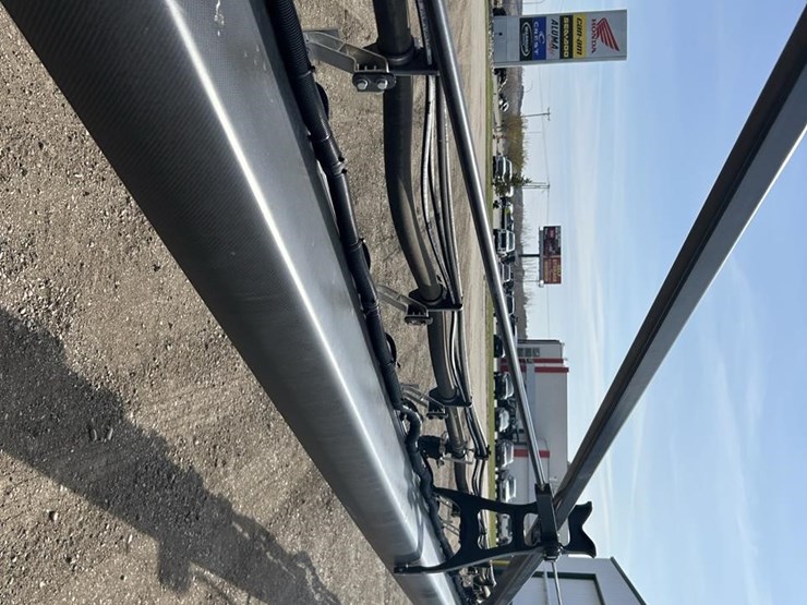 2020-john-deere-r4045-image-71