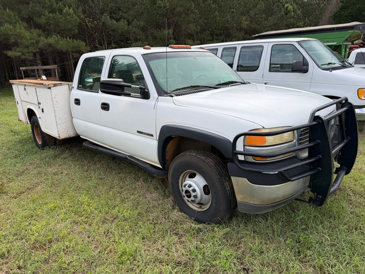 #521-•-2001-gmc-sierra-pickup-truck-image-3