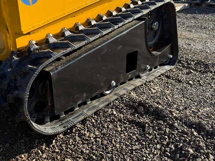 2026-agt-mx-crt23-mini-skid-steer-loader-(new/unused)-includes-bucket-and-accepts-multiple…-image-12