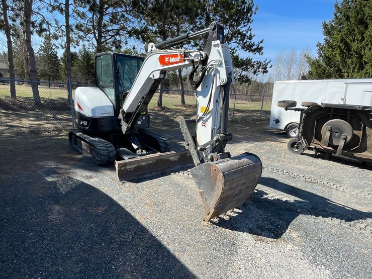 #3276-•-bobcat-mini-excavator-image-3
