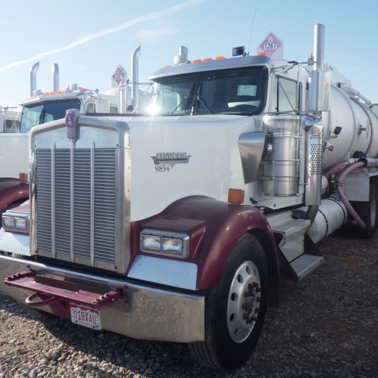 2005 KENWORTH W900L