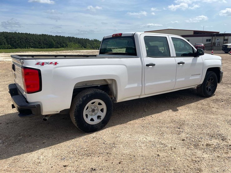 2015-chevrolet-silverado-1500-image-3