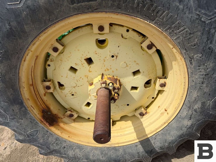 john-deere-7405-image-21