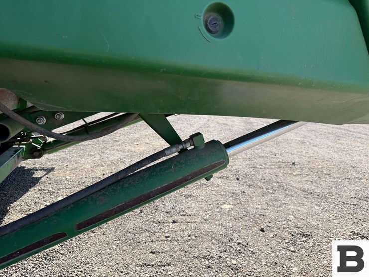 2009-john-deere-9770-sts-image-98