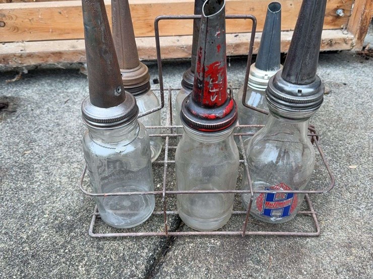 oil-bottles-and-carrier-image-1