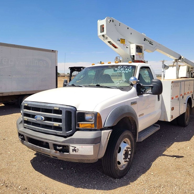 2007 FORD F550