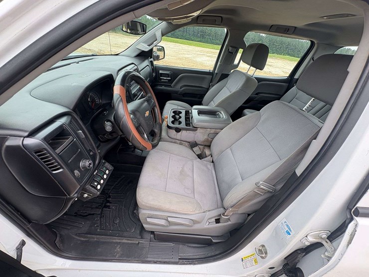 2015-chevrolet-1500-image-12