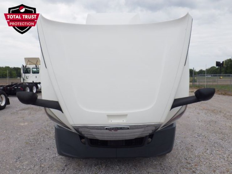 2019-freightliner-cascadia-126-image-20