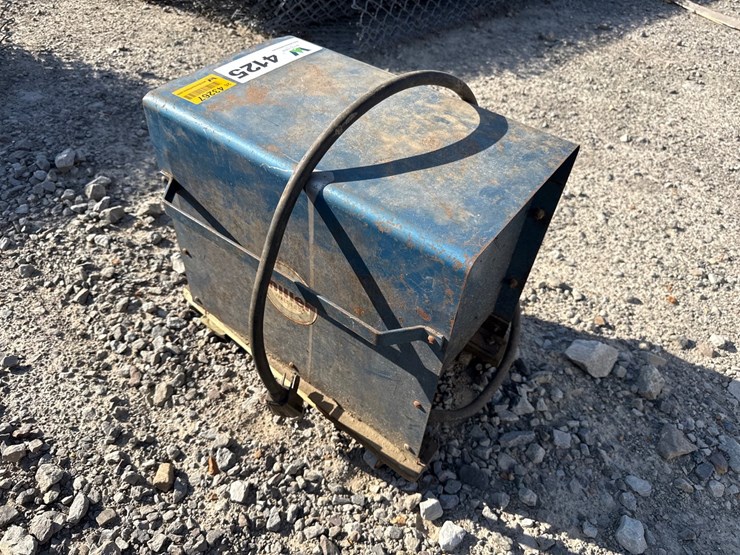 #43267-•-miller-m180-welder-k198983-inv#-43267-image-4