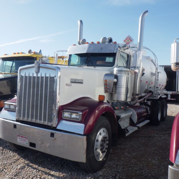 2000 KENWORTH W900L