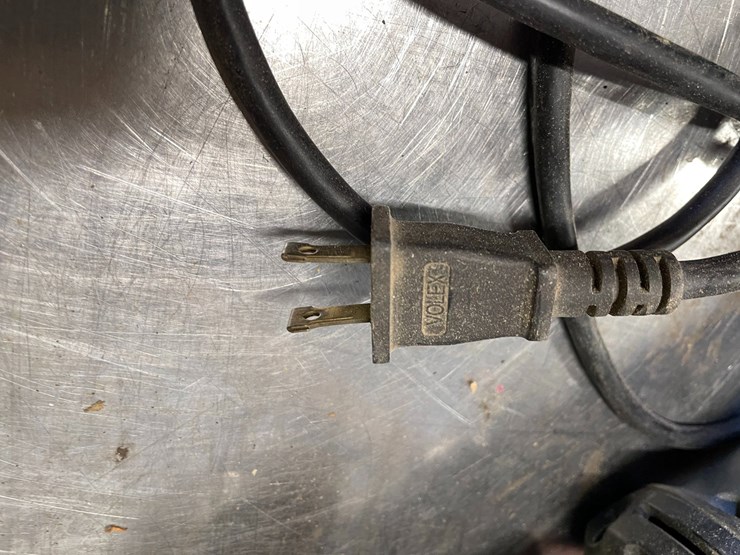 #1865-•-(3)-corded-power-tools-image-29