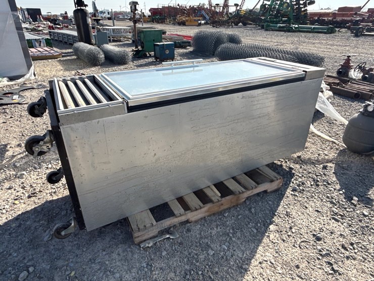 #43272-•-commercial-freezer-inv#-43272-image-3