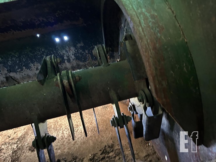 2016-john-deere-s680-image-26