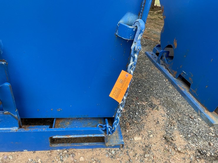 #3282-•-kc-dumpster-image-12