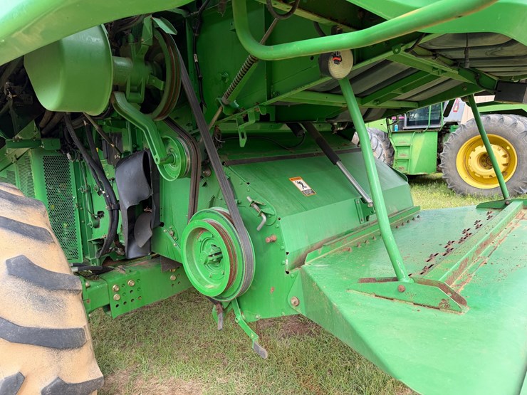 #524-•-2009-john-deere-9770s-combine-image-10