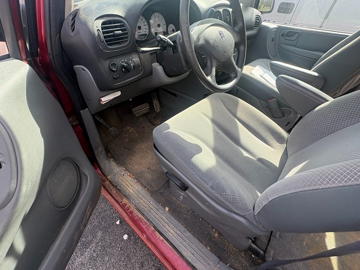 #42108-•-2007-chrysler-grand-caravan-passenger-van-vin:-1d8gp24r57b236495-image-42
