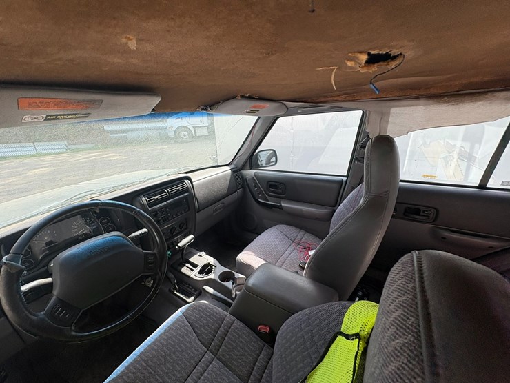 1998-jeep-cherokee-image-28