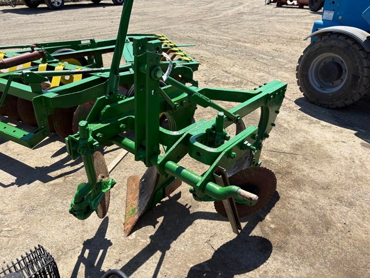 john-deere-2-image-4