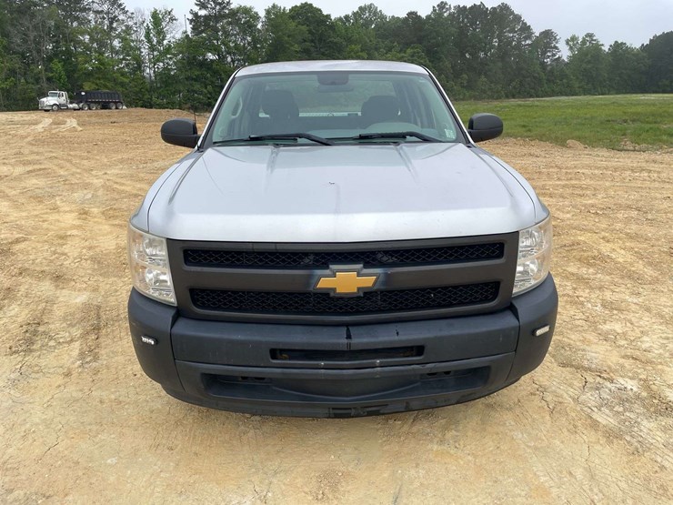 2013-chevrolet-silverado-1500-image-5