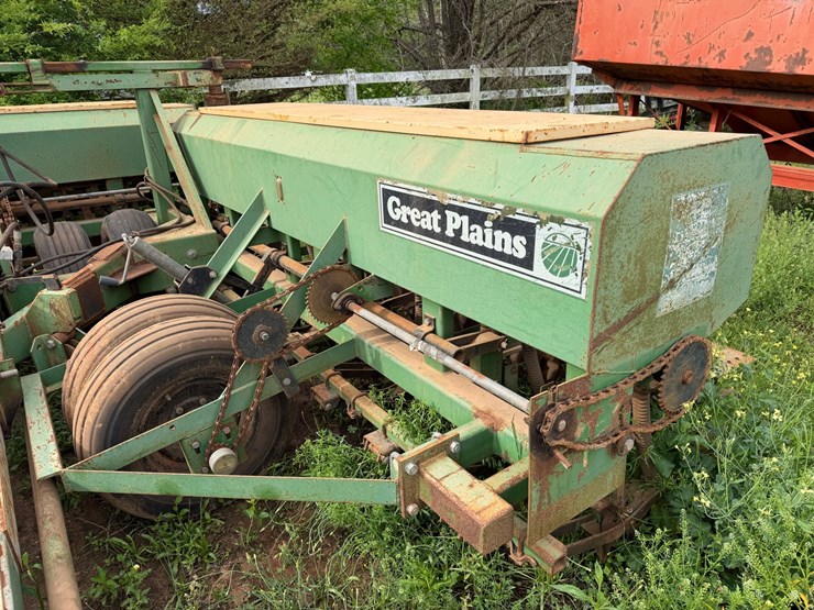 #513-•-30-foot-great-plains-drill-image-8