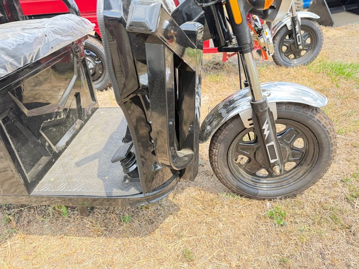 #583-•-electric-tricycle-with-dump-bed-image-4