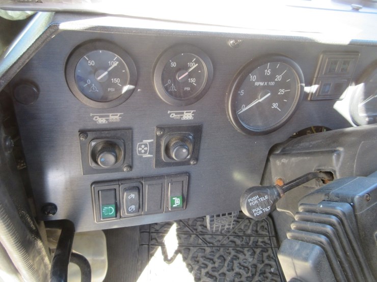 2014-link-belt-atc-3275-image-14