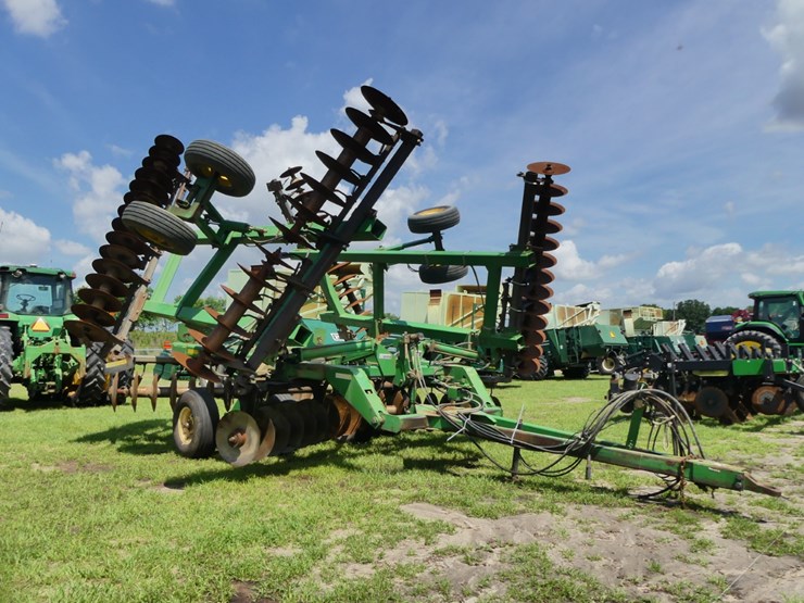 john-deere-637-image-2