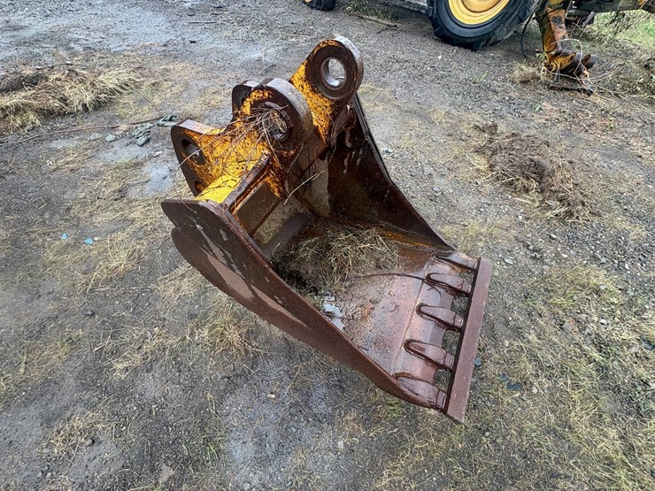 john-deere-24-image-11