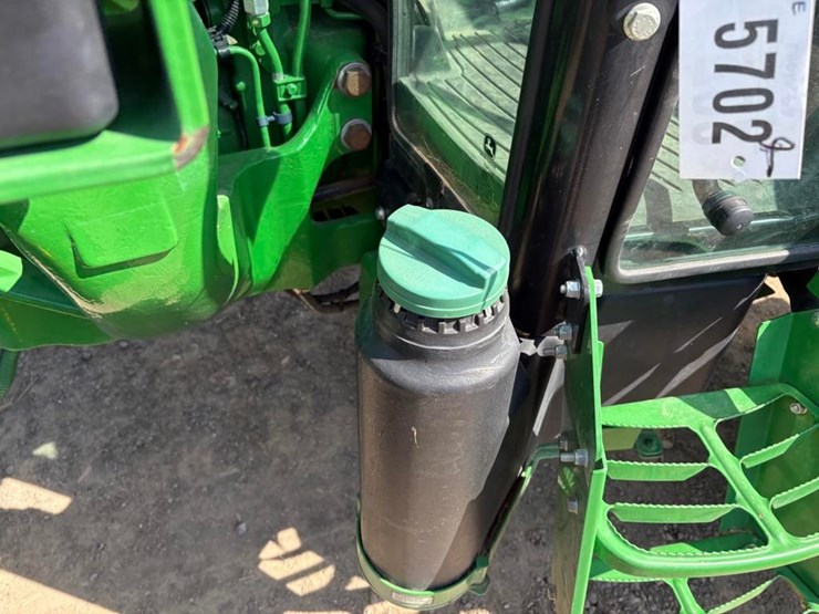 2024-john-deere-5060e-image-29