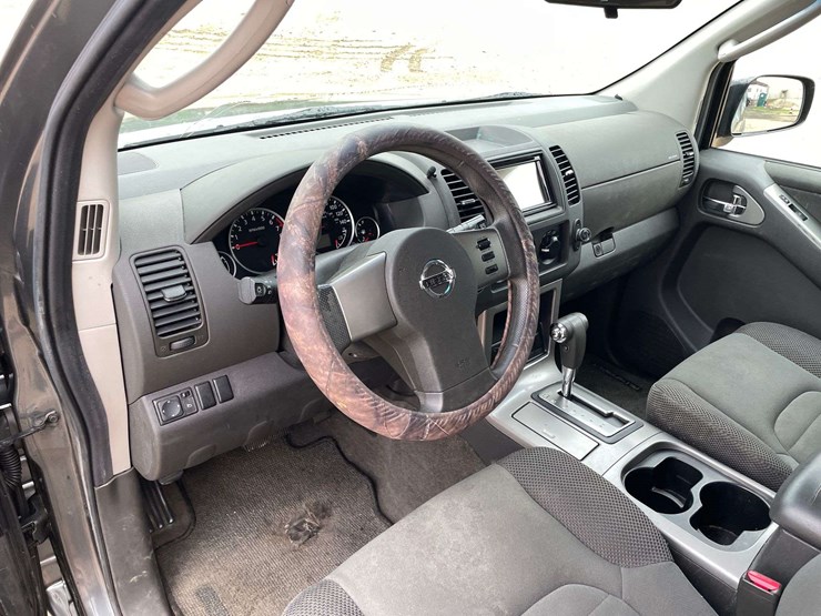 2008-nissan-pathfinder-image-11