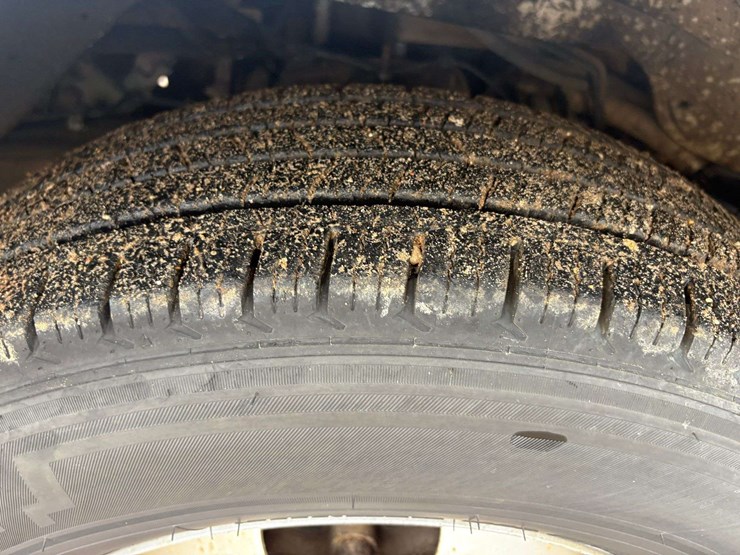 2018-chevrolet-express-3500-image-8