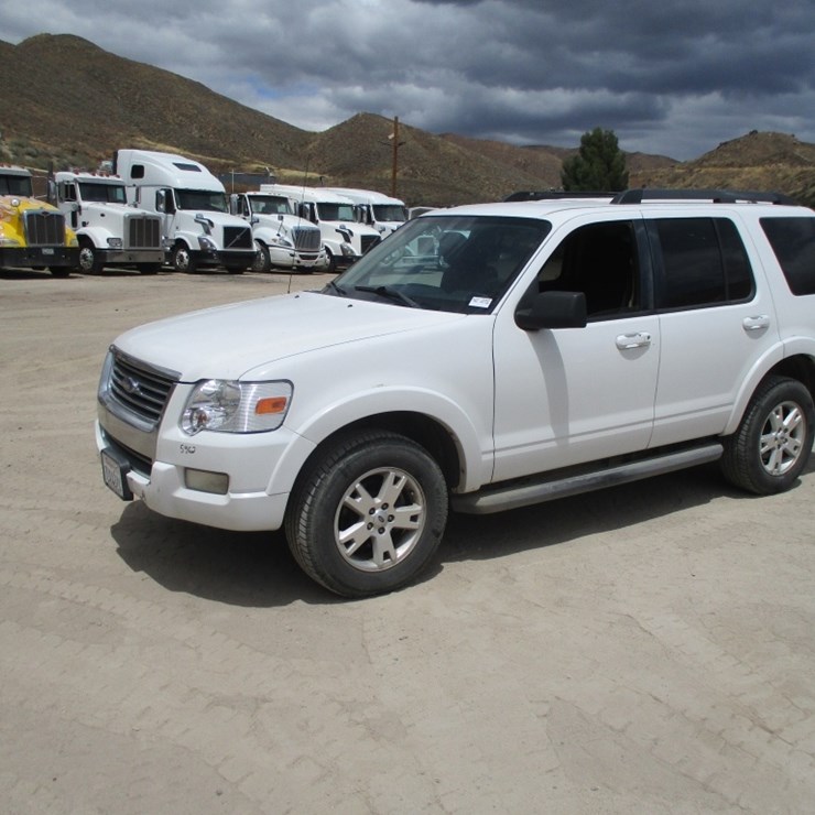 2010 FORD EXPLORER XLT