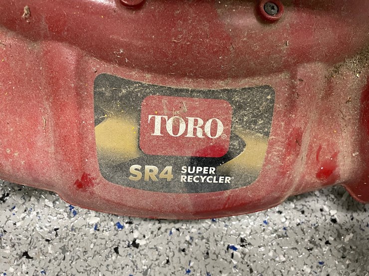 #8545-•-toro-21"-push-mower-image-7