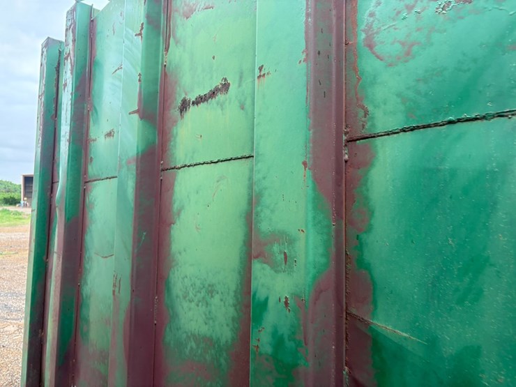 #23996-•-~26'-5"x~9'-8"-roll-off-dumpster-image-8