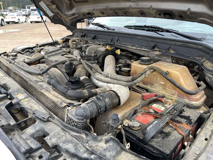 2011-ford-f350-image-7