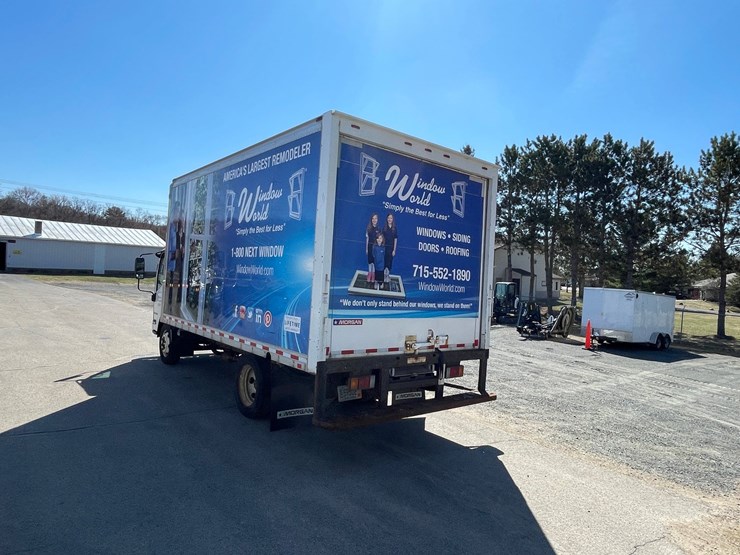 #3278-•-2017-isuzu-n-series-straight-truck-(has-wi-title)-image-7