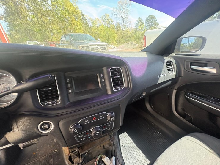 #23960-•-2015-dodge-charger-sedan-2c3cdxat6fh890807-image-43